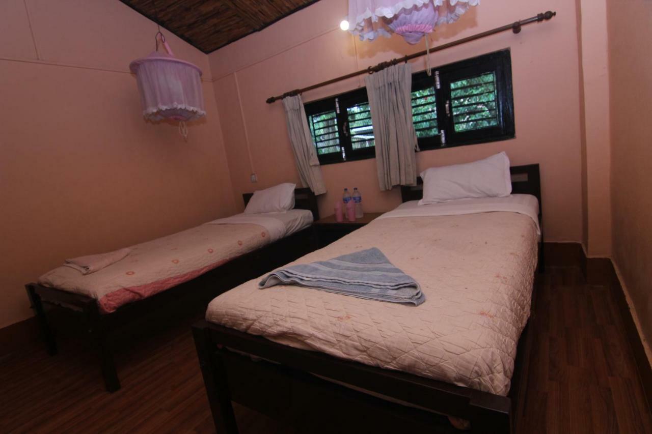 Chitwan Tiger Camp Otel Sauraha Dış mekan fotoğraf